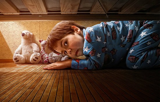 Почему дети боятся? Как побороть детские страхи, какие страхи у ребёнка являются нормальными, а какие – патологичными