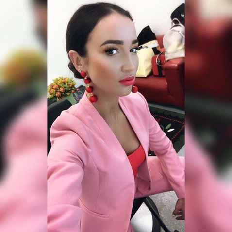 «Товарищи, это дно»: Бузова эмоционально отреагировала на пополнение в семье Тарасовых