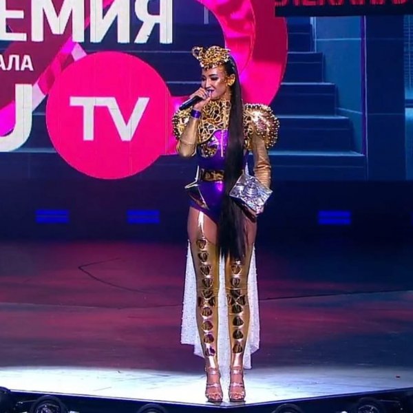 Фанера года: Подписчики освистали награждение «вштыренной» Ольги Бузовой
