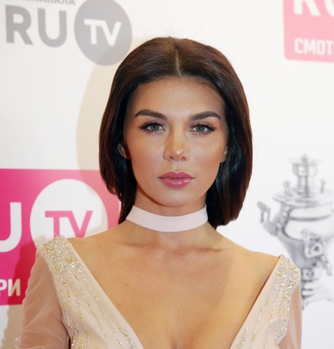 «Это очень тяжелая история»: Анна Седокова призналась, что тяжба за дочь дается ей нелегко
