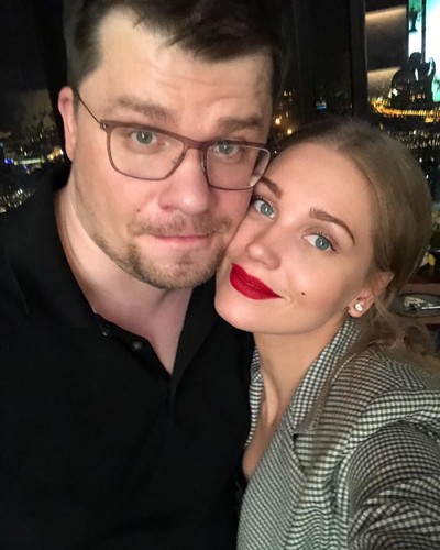 Кристина Асмус призналась, что без ума от мужа, но все его недостатки выдала списком