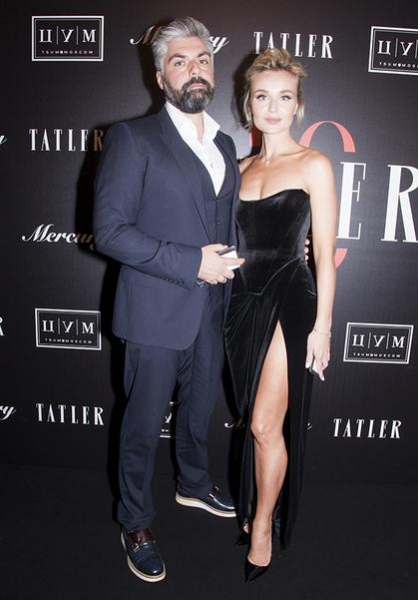 Роскошная Гагарина пришла на вечер в честь 10 летия Tatler под руку с любимым мужем, а разведенная Шнурова — с Собчак